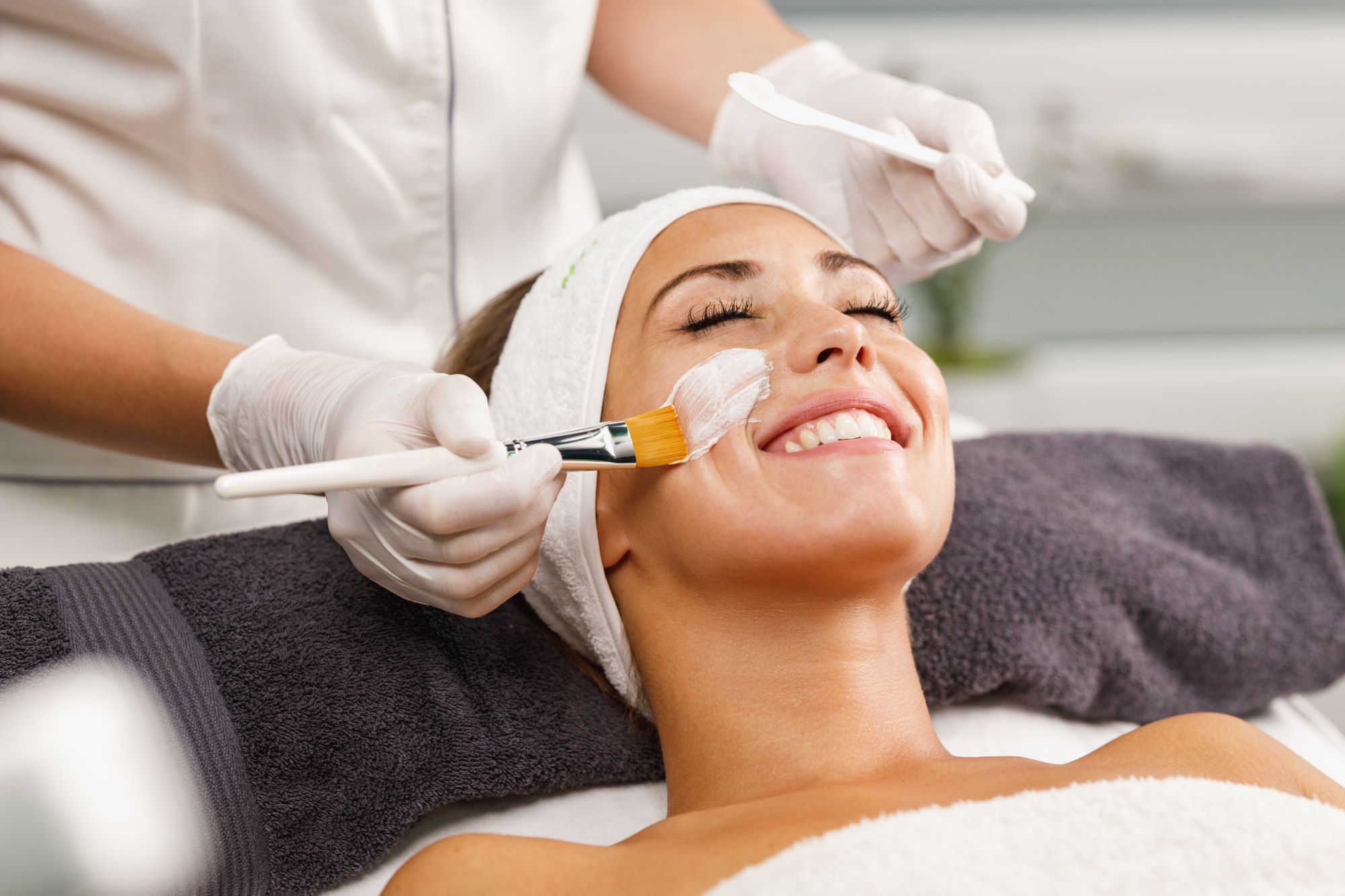 Spa Treatment Shutterstock 2272709339 Resized